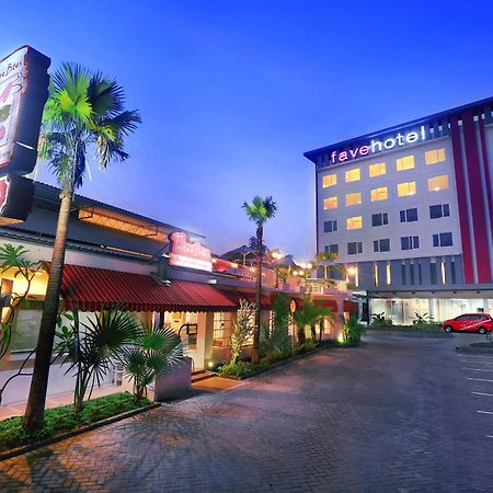 Favehotel Sudirman Bojonegoro Exterior foto