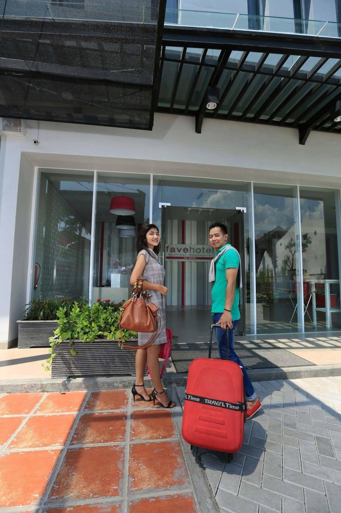 Favehotel Sudirman Bojonegoro Exterior foto